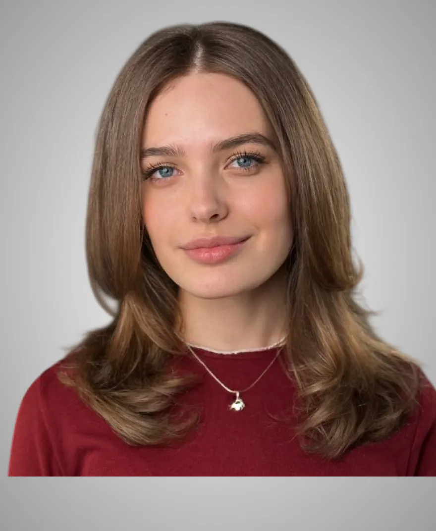 АЛИНА ФИЗИЧКА