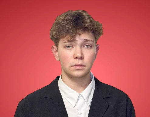 Думает, что <span>«достаточное условие» и «необходимое условие»</span> — это одно и то же